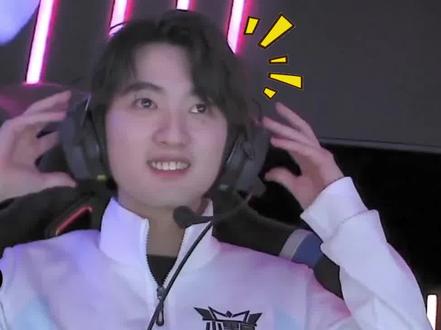 JackeyLove ：FNC下路在成都吃好喝好，好好准备败者组吧